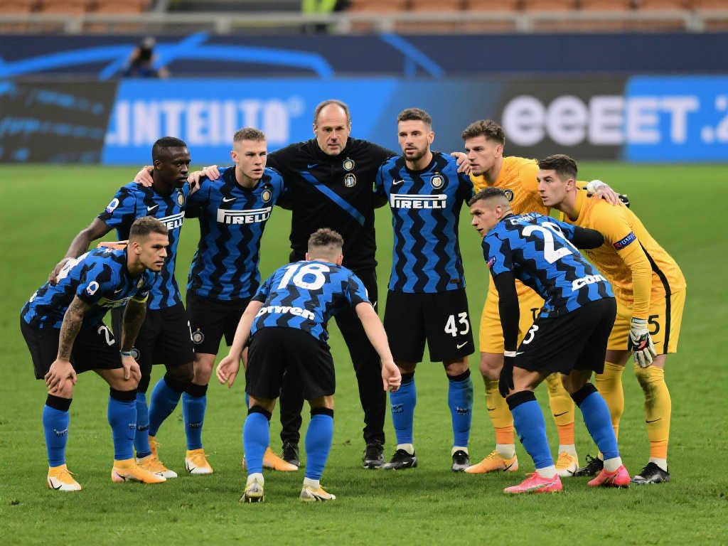 国米闪耀颁奖夜，7星入选最佳阵容独揽大奖